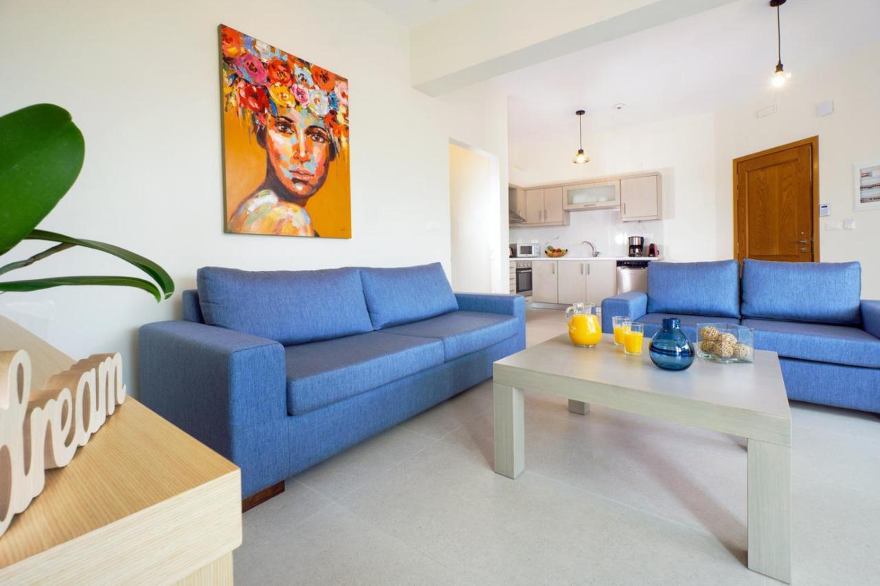Ellie Apartment Daratsos Bagian luar foto